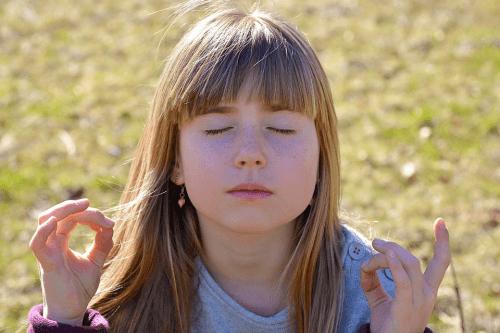 10 perc transzcendentális meditáció naponta: kis idő, nagy változások
